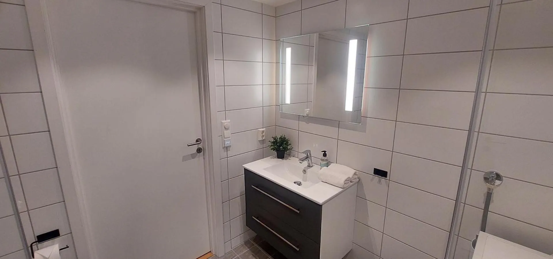 Bergen City Apartment 0*,